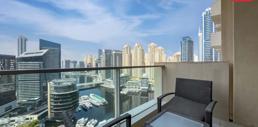 Apartment de 1 dormitorio en Dubai Marina, UAE No. 205188