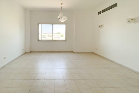 Таунхаус с 4 спальнями в Mirdif Villas, ОАЭ №218804 8