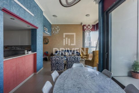3 bedrooms Apartment in Burj Vista, UAE No. 211266 6