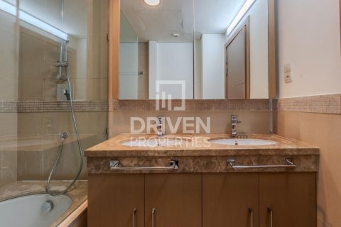 3 bedrooms Apartment in Burj Vista, UAE No. 211266 20