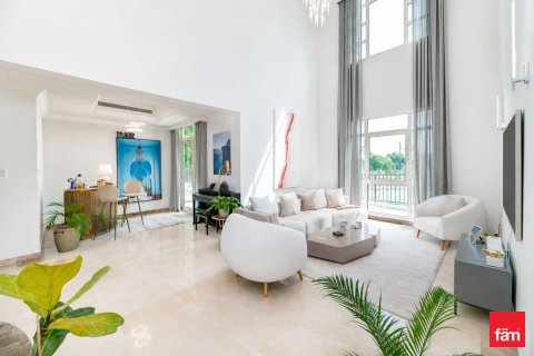 Вилла с 4 спальнями в Jumeirah Islands, ОАЭ №158673 20