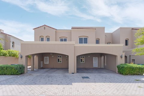 3 bedrooms Townhouse in Bella Casa, UAE No. 167545 16