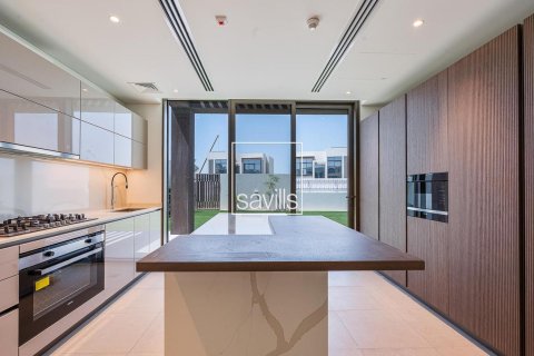 4 bedrooms Villa in Abu Dhabi, UAE No. 211134 20