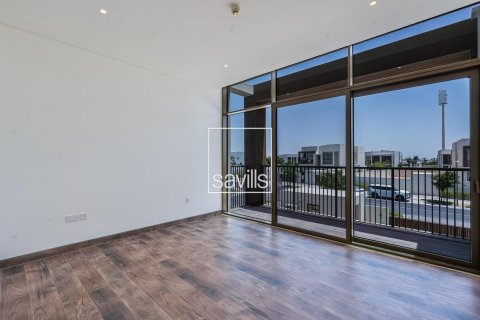 4 bedrooms Villa in Abu Dhabi, UAE No. 211134 14