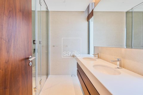 4 bedrooms Villa in Abu Dhabi, UAE No. 211134 19