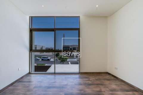 4 bedrooms Villa in Abu Dhabi, UAE No. 211134 7