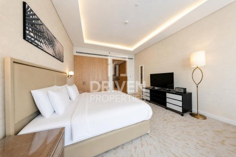 Квартира студия в The Palm Tower, ОАЭ №212166 2