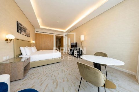 Квартира студия в The Palm Tower, ОАЭ №212166 5
