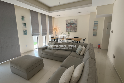 3 bedrooms Townhouse in DAMAC Hills (Akoya by DAMAC), UAE No. 129535 3