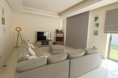 3 bedrooms Townhouse in DAMAC Hills (Akoya by DAMAC), UAE No. 129535 5