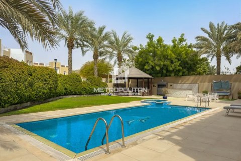 5 bedrooms Villa in Mudon, UAE No. 129818 3