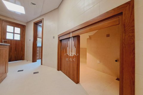 Villa de 4 chambres à Al Bateen, UAE No. 37295 30