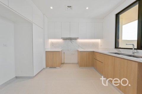 3 bedrooms Townhouse in Dubai, UAE No. 220848 6
