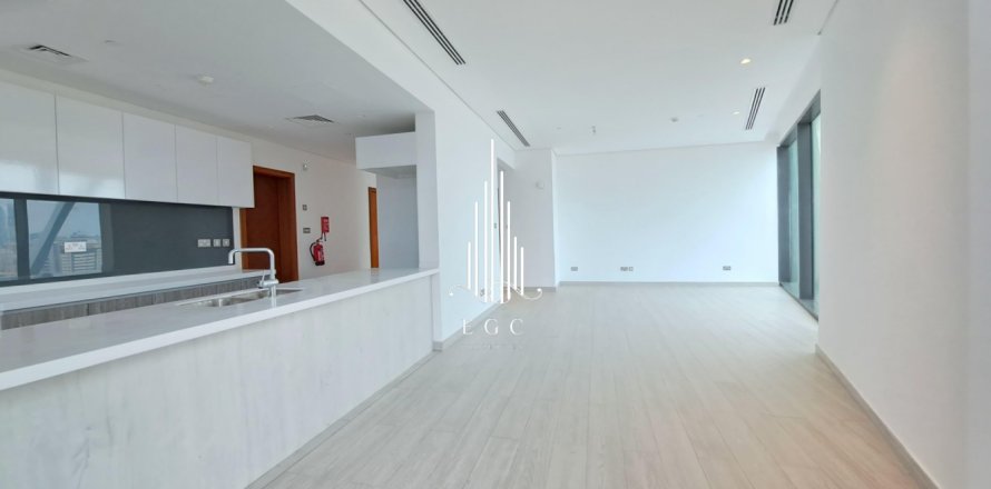 Apartment de 2 dormitorios en Tourist Club Area, UAE No. 37294