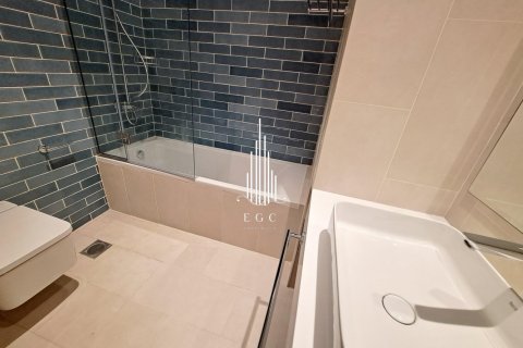 Apartment de 2 dormitorios en Tourist Club Area, UAE No. 37294 5