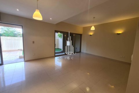 Villa de 4 chambres à Al Raha Gardens, UAE No. 36582 5