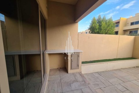 Villa de 4 chambres à Al Raha Gardens, UAE No. 36582 10