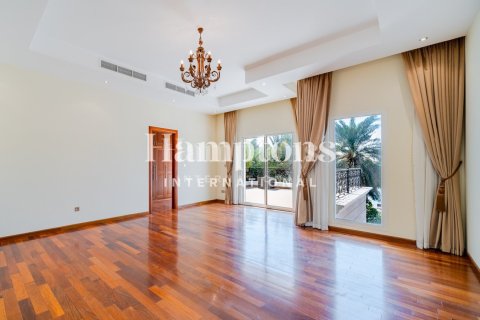 Вилла с 7 спальнями в Emirates Hills, ОАЭ №215671 21