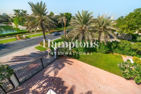 Вилла с 7 спальнями в Emirates Hills, ОАЭ №215671 16