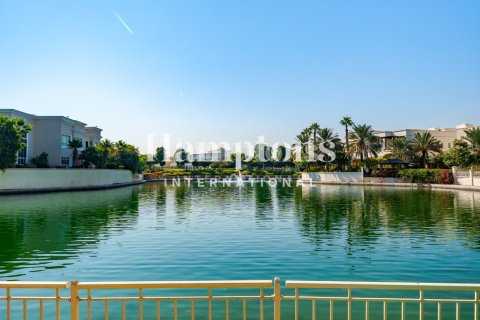 Вилла с 7 спальнями в Emirates Hills, ОАЭ №215671 3