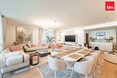 3 bedrooms Apartment in City Walk, UAE No. 207757 4