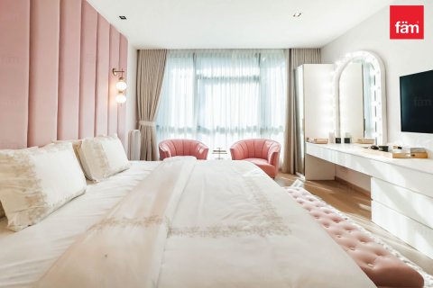 3 bedrooms Apartment in City Walk, UAE No. 207757 15