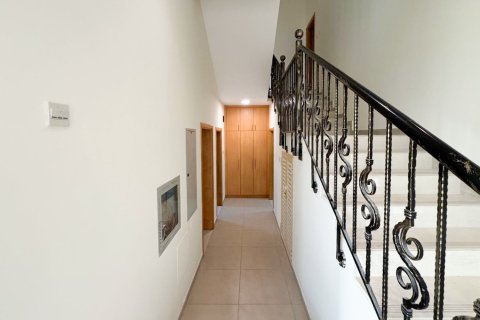 Villa de 5 dormitorios en Umm Suqeim, UAE No. 215366 13