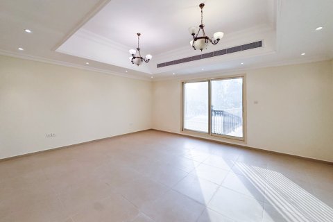 Villa de 5 dormitorios en Umm Suqeim, UAE No. 215366 10