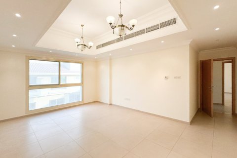 Villa de 5 dormitorios en Umm Suqeim, UAE No. 215366 18
