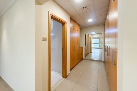 Villa de 5 dormitorios en Umm Suqeim, UAE No. 215366 19