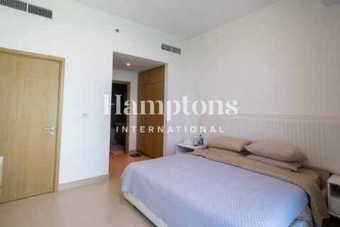 Квартира с 2 спальнями в The Address Dubai Marina, ОАЭ №216968 8