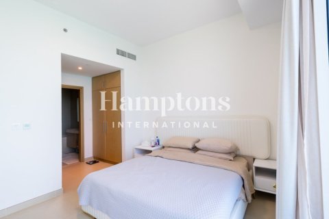 Квартира с 2 спальнями в The Address Dubai Marina, ОАЭ №216968 13