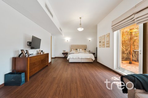 5 bedrooms Villa in The Villa, UAE No. 220762 11