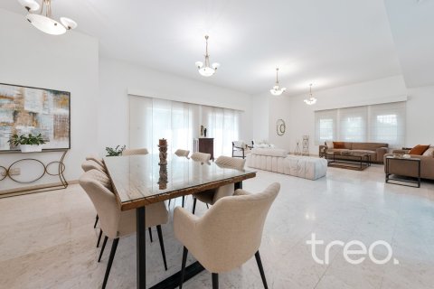 5 bedrooms Villa in The Villa, UAE No. 220762 22