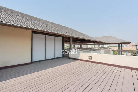 5 bedrooms Villa in Al Qurm, UAE No. 211142 19