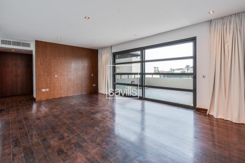 5 bedrooms Villa in Al Qurm, UAE No. 211142 15