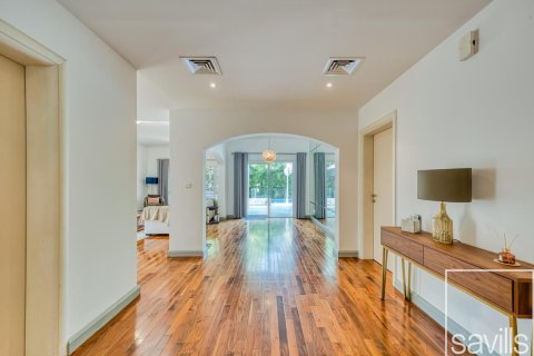 Villa de 5 dormitorios en Meadows, UAE No. 222589 4