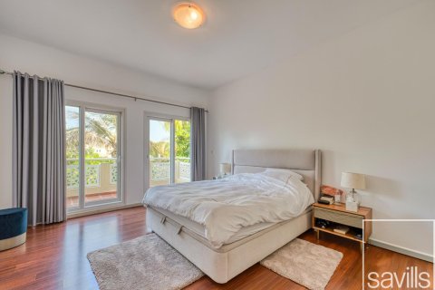 Villa de 5 dormitorios en Meadows, UAE No. 222589 25
