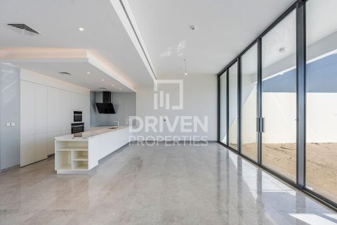 Villa de 4 dormitorios en District One, UAE No. 202702 3