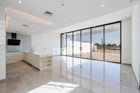 Villa de 4 dormitorios en District One, UAE No. 202702 5