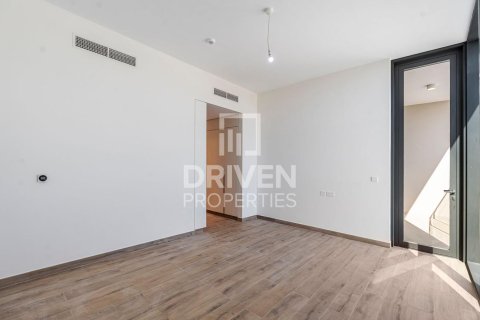 Villa de 4 dormitorios en District One, UAE No. 202702 11