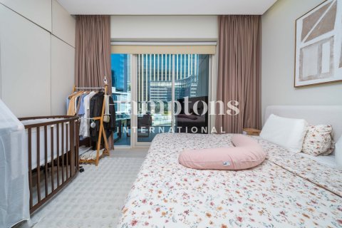 Квартира с 1 спальней в The Address Dubai Marina, ОАЭ №219116 12