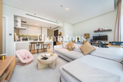 Квартира с 1 спальней в The Address Dubai Marina, ОАЭ №219116 9