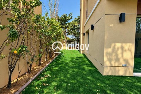 Вилла с 3 спальнями в Dubai Science Park, ОАЭ №213930 16