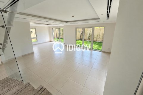 Вилла с 3 спальнями в Dubai Science Park, ОАЭ №213930 7