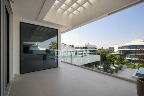 Apartment de 3 dormitorios en Seventh Heaven, UAE No. 221422 26