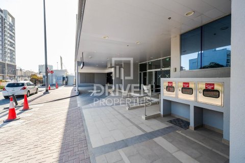 Studio Apartment in District 13, UAE No. 211972 3
