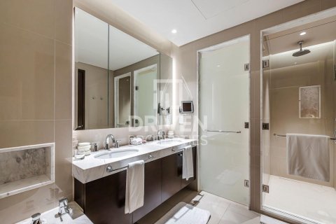 Apartment de 2 dormitorios en The Address Residence Fountain Views, UAE No. 202799 7