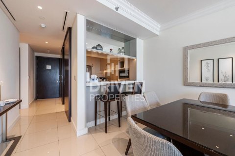 Apartment de 2 dormitorios en The Address Residence Fountain Views, UAE No. 202799 11