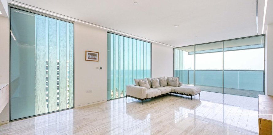 3 bedrooms Apartment in The Crescent, UAE No. 211016